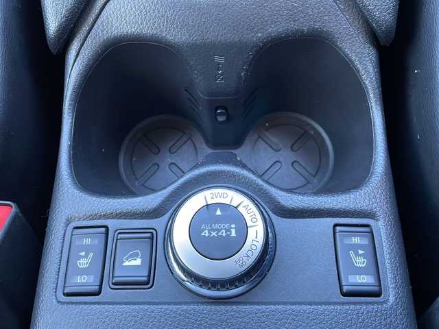 日産 エクストレイル 20Xt エマージェンシーブレーキ 青森県 2016(平28)年 9.8万km ブリリアントホワイトパール 4WD/純正メーカーナビ・フルセグTV/CD・DVD・Bluetooth/アラウンドビューモニター/パワーバックドア/前席シートヒーター/エマージェンシーブレーキ/踏み間違い衝突防止アシスト/車線逸脱警報/フロント・バックソナー/ブラインドスポットウォーニング/クルーズコントロール/パーキングアシスト/OPサイド・カーテンエアバッグ/純正エンジンスターター/ビルトインETC/LEDヘッドライト/フォグランプ/純正17インチアルミ/ルーフレール