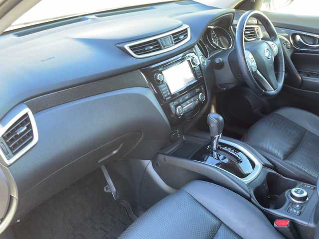 日産 エクストレイル 20Xt エマージェンシーブレーキ 青森県 2016(平28)年 9.8万km ブリリアントホワイトパール 4WD/純正メーカーナビ・フルセグTV/CD・DVD・Bluetooth/アラウンドビューモニター/パワーバックドア/前席シートヒーター/エマージェンシーブレーキ/踏み間違い衝突防止アシスト/車線逸脱警報/フロント・バックソナー/ブラインドスポットウォーニング/クルーズコントロール/パーキングアシスト/OPサイド・カーテンエアバッグ/純正エンジンスターター/ビルトインETC/LEDヘッドライト/フォグランプ/純正17インチアルミ/ルーフレール