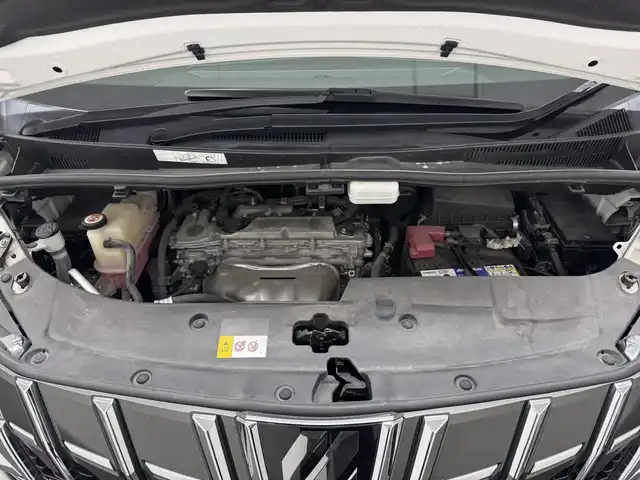 トヨタ アルファード S Cパッケージ 三重県 2020(令2)年 6.2万km ホワイトパールクリスタルシャイン ガソリン/FF/MTモード付インパネCVT/純正 9インチディスプレイオーディオ/（FM/AM/CD*/DVD*/USB/iPod/Bluetooth/Miracast）/12.1インチ 後席モニター V12T-R68C/バックガイドモニター/モデリスタエアロ（F/S/R下）＋スポーツマフラー/両側パワースライドドア/ドライブレコーダー 前後（ミラー内蔵）/ビルトイン ETC/Toyota Safety Sense/・プリクラッシュセーフティ/・レーントレーシングアシスト/・クリアランスソナー/・パーキングサポートブレーキ/・アダプティブハイビームシステム/・レーダークルコン/・ロードサインアシスト/・先行車発進告知機能/など/装備/・【OP】ツインムーンルーフ/・合皮シート/・パワーシート（D/N）/・エグゼクティブパワーシート（電動リクライニング＆オットマン（N/2nd））/・パワーバックドア/・シートヒーター・ベンチレーション（D/N）/・ステアリングヒーター/・オートライト/・3眼フルLEDヘッドランプ/・ステアリングスイッチ/・左右・後席独立オートエアコン/・自動防眩ルームミラー/・純正18inAW/・スマートキーx2/・保/取/・スペアタイヤ*/など/*…OP