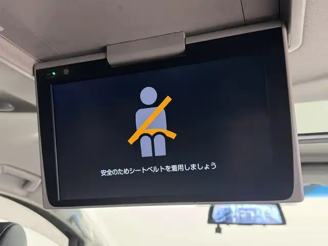 トヨタ アルファード S Cパッケージ 三重県 2020(令2)年 6.2万km ホワイトパールクリスタルシャイン ガソリン/FF/MTモード付インパネCVT/純正 9インチディスプレイオーディオ/（FM/AM/CD*/DVD*/USB/iPod/Bluetooth/Miracast）/12.1インチ 後席モニター V12T-R68C/バックガイドモニター/モデリスタエアロ（F/S/R下）＋スポーツマフラー/両側パワースライドドア/ドライブレコーダー 前後（ミラー内蔵）/ビルトイン ETC/Toyota Safety Sense/・プリクラッシュセーフティ/・レーントレーシングアシスト/・クリアランスソナー/・パーキングサポートブレーキ/・アダプティブハイビームシステム/・レーダークルコン/・ロードサインアシスト/・先行車発進告知機能/など/装備/・【OP】ツインムーンルーフ/・合皮シート/・パワーシート（D/N）/・エグゼクティブパワーシート（電動リクライニング＆オットマン（N/2nd））/・パワーバックドア/・シートヒーター・ベンチレーション（D/N）/・ステアリングヒーター/・オートライト/・3眼フルLEDヘッドランプ/・ステアリングスイッチ/・左右・後席独立オートエアコン/・自動防眩ルームミラー/・純正18inAW/・スマートキーx2/・保/取/・スペアタイヤ*/など/*…OP