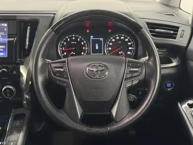 トヨタ アルファード S Cパッケージ 三重県 2020(令2)年 6.2万km ホワイトパールクリスタルシャイン ガソリン/FF/MTモード付インパネCVT/純正 9インチディスプレイオーディオ/（FM/AM/CD*/DVD*/USB/iPod/Bluetooth/Miracast）/12.1インチ 後席モニター V12T-R68C/バックガイドモニター/モデリスタエアロ（F/S/R下）＋スポーツマフラー/両側パワースライドドア/ドライブレコーダー 前後（ミラー内蔵）/ビルトイン ETC/Toyota Safety Sense/・プリクラッシュセーフティ/・レーントレーシングアシスト/・クリアランスソナー/・パーキングサポートブレーキ/・アダプティブハイビームシステム/・レーダークルコン/・ロードサインアシスト/・先行車発進告知機能/など/装備/・【OP】ツインムーンルーフ/・合皮シート/・パワーシート（D/N）/・エグゼクティブパワーシート（電動リクライニング＆オットマン（N/2nd））/・パワーバックドア/・シートヒーター・ベンチレーション（D/N）/・ステアリングヒーター/・オートライト/・3眼フルLEDヘッドランプ/・ステアリングスイッチ/・左右・後席独立オートエアコン/・自動防眩ルームミラー/・純正18inAW/・スマートキーx2/・保/取/・スペアタイヤ*/など/*…OP