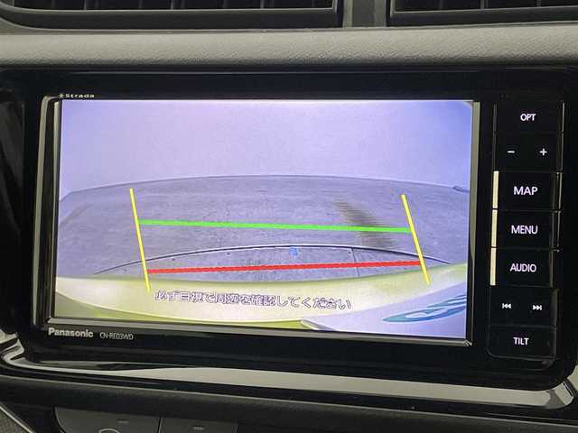 トヨタ アクア S 岡山県 2015(平27)年 5.2万km フレッシュグリーンマイカメタリック 社外ナビ/（CD/DVD/TV/BT)/バックカメラ/ステアリングリモコン/ETC/オートライト/プッシュスタート/スマートキー×2/アイドリングストップ/純正フロアマット/ドアバイザー/横滑り防止装置/ＥＶモード
