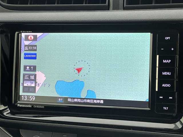 トヨタ アクア S 岡山県 2015(平27)年 5.2万km フレッシュグリーンマイカメタリック 社外ナビ/（CD/DVD/TV/BT)/バックカメラ/ステアリングリモコン/ETC/オートライト/プッシュスタート/スマートキー×2/アイドリングストップ/純正フロアマット/ドアバイザー/横滑り防止装置/ＥＶモード