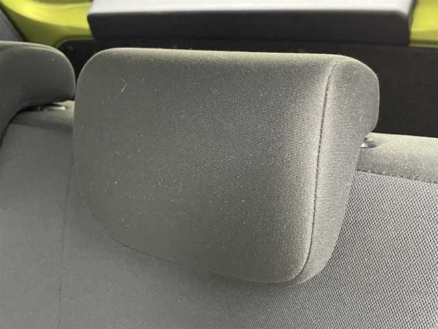 トヨタ アクア S 岡山県 2015(平27)年 5.2万km フレッシュグリーンマイカメタリック 社外ナビ/（CD/DVD/TV/BT)/バックカメラ/ステアリングリモコン/ETC/オートライト/プッシュスタート/スマートキー×2/アイドリングストップ/純正フロアマット/ドアバイザー/横滑り防止装置/ＥＶモード