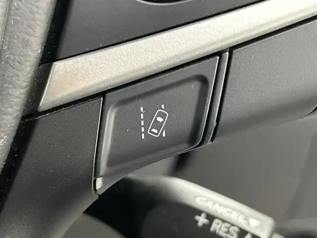 トヨタ エスティマ アエラス プレミアム G 道央・札幌 2016(平28)年 4.2万km ホワイトパールクリスタルシャイン ・４WD（オートモード付）/・寒冷地仕様/・DOP９インチSDナビ/　CD/DVD/SD/BT/フルセグTV/・バックカメラ/・ビルトインETC/・ドライブレコーダー前方（ZDR012）/・トヨタセーフティセンス/・衝突被害軽減ブレーキ/・レーンキープアシスト/・先行車発進通知/・クルーズコントロール/・横滑り防止装置/・ABS/・MTモード付AT/・両側パワースライドドア/・ハーフレザーシート/・D+N席シートヒーター/・D席メモリーシート/・nanoe付WAC/・オートマチックハイビーム/・オートライト/・LEDヘッドライト/・電動格納ウィンカーミラー/・純正フロアマット/・プッシュスタート/・スマートキー/・保証書