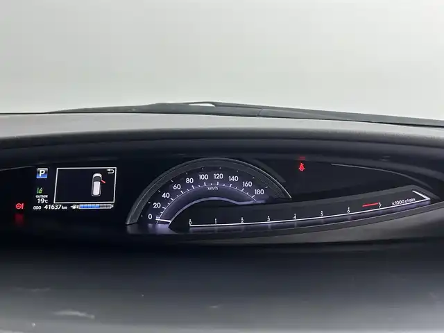 トヨタ エスティマ アエラス プレミアム G 道央・札幌 2016(平28)年 4.2万km ホワイトパールクリスタルシャイン ・４WD（オートモード付）/・寒冷地仕様/・DOP９インチSDナビ/　CD/DVD/SD/BT/フルセグTV/・バックカメラ/・ビルトインETC/・ドライブレコーダー前方（ZDR012）/・トヨタセーフティセンス/・衝突被害軽減ブレーキ/・レーンキープアシスト/・先行車発進通知/・クルーズコントロール/・横滑り防止装置/・ABS/・MTモード付AT/・両側パワースライドドア/・ハーフレザーシート/・D+N席シートヒーター/・D席メモリーシート/・nanoe付WAC/・オートマチックハイビーム/・オートライト/・LEDヘッドライト/・電動格納ウィンカーミラー/・純正フロアマット/・プッシュスタート/・スマートキー/・保証書