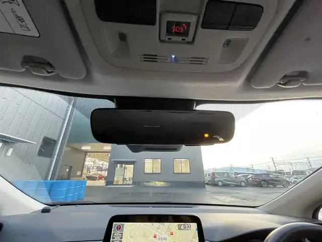 トヨタ アクア Z 滋賀県 2023(令5)年 2.9万km ダークブルーマイカM 純正10.5インチナビ/AM/FM/Bluetooth/パノラミックビューモニター/ビルトインETC/セーフティセンス/・プリクラッシュセーフティ/・レーントレーシングアシスト/・レーダークルーズコントロール/・オートマチックハイビーム/・ロードサインアシスト/パーキングサポートブレーキ/LEDヘッドライト/オートライト/ブラインドスポットモニター/ハーフレザーシート/D席パワーシート/D/N席シートヒーター/クリアランスソナー/プッシュスタート/スマートキー/前後ドライブレコーダー