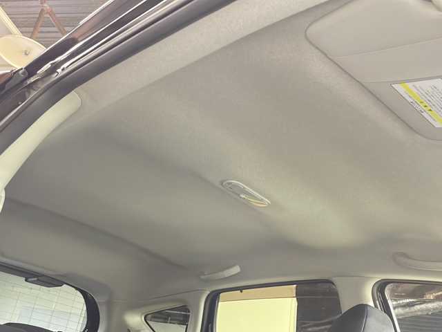 日産 ノート e－パワー X 広島県 2018(平30)年 4.5万km スーパーブラック 純正ナビ　/アラウンドビューモニター　/フルセグ　/オートハイビーム　/インテリジェントルームミラー　/レーンキープアシスト　/オートライト　/衝突軽減　/コーナーセンサー　/スマートキー　/LEDヘッドランプ　/ETC/社外14インチアルミホイール(185/70/R14)/エアバック（運転席/助手席）