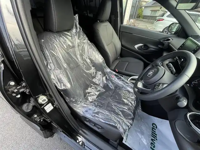 トヨタ ヤリスクロス ハイブリッド Z 愛媛県 2024(令6)年 1.4万km ブラックマイカ モデリスタエアロ/ディスプレイオーディオ/（AppleCarPlay/AndroidAuto）/アラウンドビューモニター　/レーダークルーズコントロール　/シートヒーター　/ステアリングヒーター　/衝突軽減システム　/LEDヘッドライト/オートハイビーム　/ブレーキホールド/前後コーナーセンサー/横滑り防止装置/レーンキープアシスト/盗難防止装置/純正18インチAW/スマートキー/USB・TypeC入力端子/ドライブ&EVモード選択