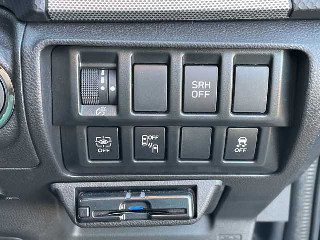 スバル フォレスター ハイブリッド アドバンス 新潟県 2021(令3)年 1.5万km クリスタルブラックシリカ 4WD/純正HDDナビ(CN-FX800D)/CD/DVD/BD/BT/フルセグテレビ/フロント/サイドカメラ/SDミュージックサーバー/ETC/衝突被害軽減ブレーキ/レーンキープアシスト/レーダークルーズコントロール/半革シート/パワーシート/シートヒーター/ステアリングヒーター/ステアリングスイッチ/パドルシフト/コーナーセンサー/スマートキー/プッシュスタート/LEDヘッドライト/オートライト/フォグランプ/純正１８インチアルミホイール