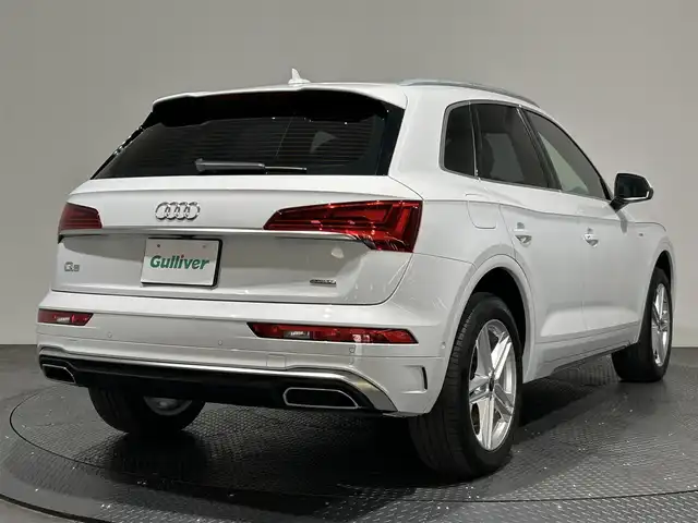アウディ アウディ Ｑ５ 40TDIクワトロ Sライン 愛媛県 2021(令3)年 1.7万km グレイシアホワイトメタリック バーチャルコックピット/純正ナビゲーション/全方位カメラ/ETC/前後ドライブレコーダー/ACC/レーンキープアシスト/ブラインドスポットモニター/ハーフレザーシート/全席シートヒーター/前席パワーシート/ハンドルヒーター/置くだけ充電/オートホールド/プッシュスタート/スマートキー