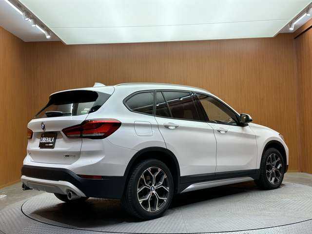 ＢＭＷ Ｘ１ xDrive 18d xライン 千葉県 2020(令2)年 5.3万km ミネラルホワイト ＡＣＣ　/茶革シート　/ナビ　/Ｂｌｕｅｔｏｏｔｈ接続　/バックカメラ　/前席電動シート　/シートヒーター　/電動リアゲート　/アドバンスドアクティブセーフティＰＫＧ　/衝突軽減Ｂ　/ＬＫＡ　/ＰＤＣ　/ＥＴＣ　/禁煙車