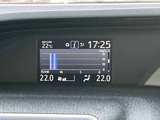 トヨタ エスクァイア ハイブリッド Xi 岡山県 2015(平27)年 6万km 黒 ワンオーナー/純正OPエアロセット/車検R8年9月/純正9インチSDナビ/(CD/DVD/フルセグTV/Bluetooth)/純正後席用フリップダウンモニター/バックカメラ/両側パワースライドドア/クリアランスソナー/LEDオートヘッドライト/ETC/ドライブレコーダー/プッシュスタート/スマートキー×2/禁煙車/H28/29/30/H1/2/3/4/5/6ディーラー記録簿あり