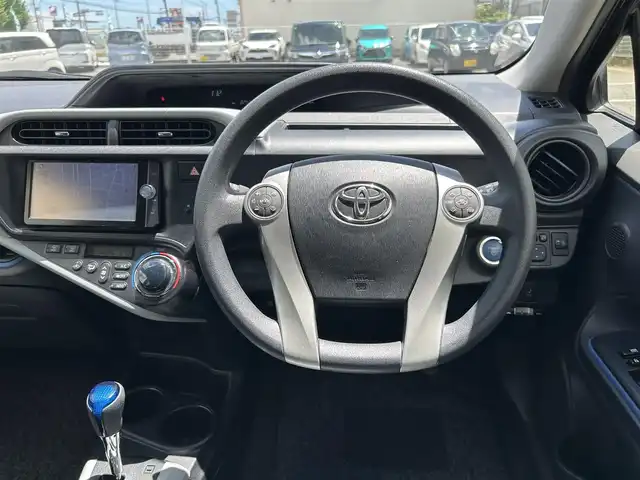 トヨタ アクア S 愛知県 2014(平26)年 8.3万km ディープアメジストマイカメタリック ワンオーナー/純正メモリナビ/Bluetooth/フルセグテレビ/ウィンカーミラー/ドアバイザー/プッシュスタート/ETC