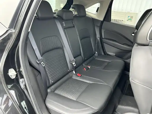 日産 オーラ G レザーエディション 奈良県 2022(令4)年 2.9万km 黒 純正メーカーナビ/(AM/FM/USB/フルセグTV)/アラウンドビューモニター/BOSEパーソナルプラスサウンドシステム/エマージェンシーブレーキ/黒革シート/シートヒーター/ステアリングヒーター/レーダークルーズコントロール/コーナーセンサー/ドライブレコーダー/革巻きステアリング/ステアリングスイッチ/オートライト/電動サイドブレーキ/プッシュスタート/電格ウインカーミラー/純正フロアマット/ドアバイザー