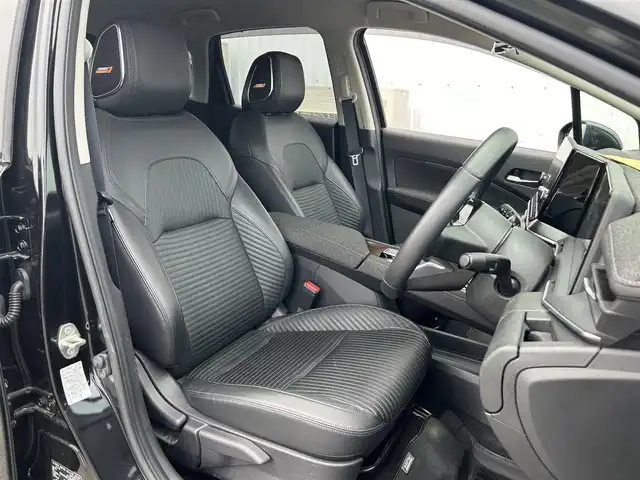 日産 オーラ G レザーエディション 奈良県 2022(令4)年 2.9万km 黒 純正メーカーナビ/(AM/FM/USB/フルセグTV)/アラウンドビューモニター/BOSEパーソナルプラスサウンドシステム/エマージェンシーブレーキ/黒革シート/シートヒーター/ステアリングヒーター/レーダークルーズコントロール/コーナーセンサー/ドライブレコーダー/革巻きステアリング/ステアリングスイッチ/オートライト/電動サイドブレーキ/プッシュスタート/電格ウインカーミラー/純正フロアマット/ドアバイザー