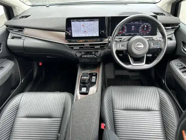 日産 オーラ G レザーエディション 奈良県 2022(令4)年 2.9万km 黒 純正メーカーナビ/(AM/FM/USB/フルセグTV)/アラウンドビューモニター/BOSEパーソナルプラスサウンドシステム/エマージェンシーブレーキ/黒革シート/シートヒーター/ステアリングヒーター/レーダークルーズコントロール/コーナーセンサー/ドライブレコーダー/革巻きステアリング/ステアリングスイッチ/オートライト/電動サイドブレーキ/プッシュスタート/電格ウインカーミラー/純正フロアマット/ドアバイザー