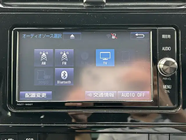 トヨタ プリウス Sセーフティプラス 島根県 2016(平28)年 6.6万km ホワイトパールクリスタルシャイン トヨタセーフティセンス/純正ナビ/CD/DVD/DTV/Bluetooth/バックカメラ/レーダークルーズコントロール/社外AW付きスタッドレス積み込み/LDA/LEDオートライト/オートハイビーム/ビルトインETC/ドライブレコーダー/ステアリングスイッチ/HUD/コーナーセンサー /ステアリングスイッチ/スマートキー/プッシュスタート /純正フロアマット/純正ドアバイザー