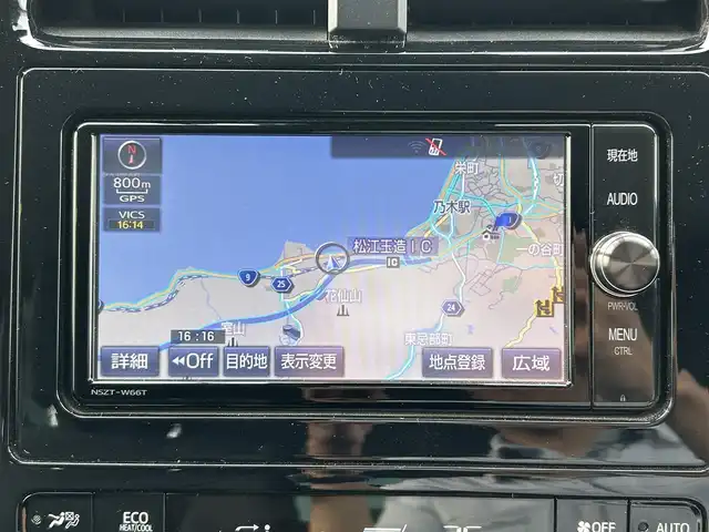 トヨタ プリウス Sセーフティプラス 島根県 2016(平28)年 6.6万km ホワイトパールクリスタルシャイン トヨタセーフティセンス/純正ナビ/CD/DVD/DTV/Bluetooth/バックカメラ/レーダークルーズコントロール/社外AW付きスタッドレス積み込み/LDA/LEDオートライト/オートハイビーム/ビルトインETC/ドライブレコーダー/ステアリングスイッチ/HUD/コーナーセンサー /ステアリングスイッチ/スマートキー/プッシュスタート /純正フロアマット/純正ドアバイザー