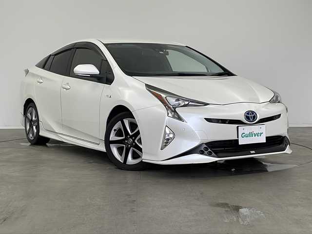 トヨタ プリウス A ツーリングセレクション 新潟県 2017(平29)年 2.9万km ホワイトパールクリスタルシャイン 純正SDメモリナビ(型式:NSZTーW60T)/Hカバー/ヘッドアップディスプレイ/ステリアリングリモコン/フロントフォグランプ/EVドライブモード/バックカメラ/フルセグテレビ/ETC