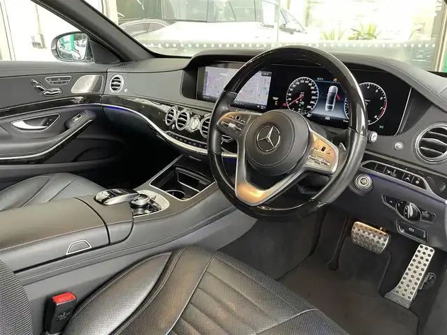 メルセデス・ベンツ Ｓ５６０Ｌ AMGライン 東京都 2018(平30)年 6.8万km ダイヤモンドホワイト AMGライン/パノラミックスライディングルーフ/ナッパ革シート/Burmesterサウンドシステム/純正12.3インチディスプレイナビ/・Bluetoothオーディオ/フルセグTV/360°カメラシステム/ヘッドアップディスプレイ/レーダーセーフティパッケージ/・エマージェンシーストップアシスト/・ディスタンスアシストディストロニック/・ステアリングアシスト/・レーンチェンジアシスト/・ブラインドスポットモニター/AMG製19インチアルミホイール/全席シートヒーター/ベンチレーション/全席パワーシート/純正フロアマット/保証書/取扱説明書