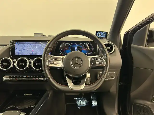 メルセデス・ベンツ Ｂ２００ｄ AMGライン 岡山県 2020(令2)年 2.3万km コスモスブラック 純正ナビ/電動リアゲート/ハーフレザー/ドライブレコーダー/横滑り防止装置/ハンドルアシスト/レーンアシスト/パーキングアシスト/道路標識アシスト/車線逸脱警報/レーンチェンジアシスト/ＥＴＣ２．０