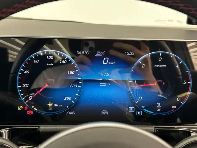 メルセデス・ベンツ Ｂ２００ｄ AMGライン 岡山県 2020(令2)年 2.3万km コスモスブラック 純正ナビ/電動リアゲート/ハーフレザー/ドライブレコーダー/横滑り防止装置/ハンドルアシスト/レーンアシスト/パーキングアシスト/道路標識アシスト/車線逸脱警報/レーンチェンジアシスト/ＥＴＣ２．０