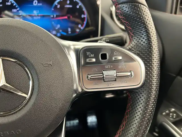 メルセデス・ベンツ Ｂ２００ｄ AMGライン 岡山県 2020(令2)年 2.3万km コスモスブラック 純正ナビ/電動リアゲート/ハーフレザー/ドライブレコーダー/横滑り防止装置/ハンドルアシスト/レーンアシスト/パーキングアシスト/道路標識アシスト/車線逸脱警報/レーンチェンジアシスト/ＥＴＣ２．０