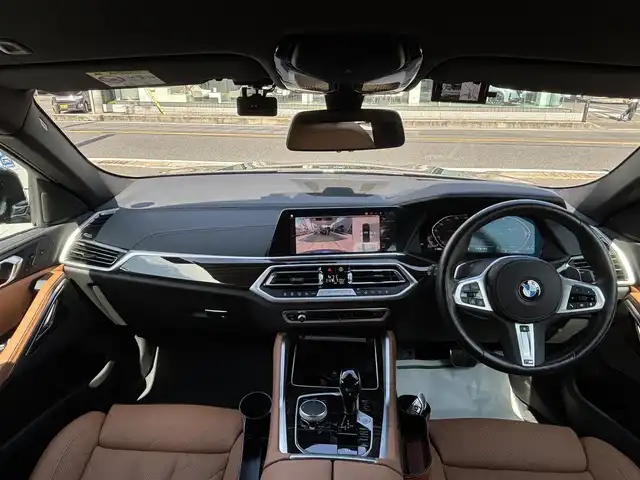 ＢＭＷ ＢＭＷ Ｘ６ xDrive35d Mスポーツ 京都府 2023(令5)年 1.6万km カーボンブラックM ワンオーナー　禁煙車/コンフォートパッケージ/ハイラインパッケージ/ドライブレコーダー前後/Bluetooth/フルセグTV/アラウンドビュー３６０/メモリーシート/ステアリングヒーター/マッサージシート/ETC/クリアランスソナー/スマートキー２個/USB／Cタイプ/説明書/保証書