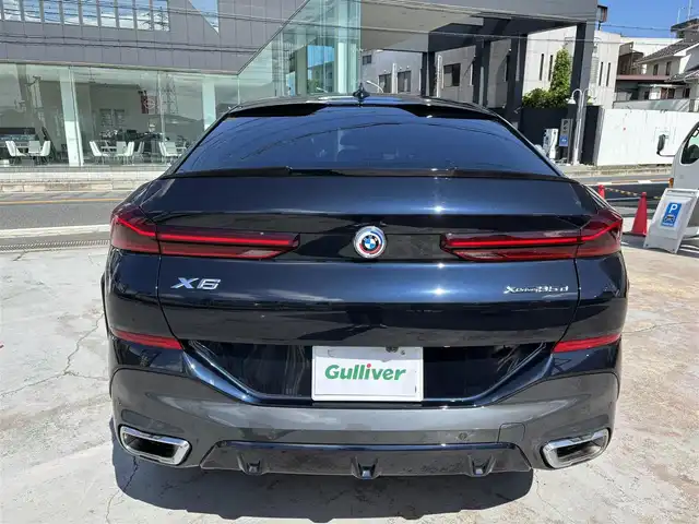 ＢＭＷ ＢＭＷ Ｘ６ xDrive35d Mスポーツ 京都府 2023(令5)年 1.6万km カーボンブラックM ワンオーナー　禁煙車/コンフォートパッケージ/ハイラインパッケージ/ドライブレコーダー前後/Bluetooth/フルセグTV/アラウンドビュー３６０/メモリーシート/ステアリングヒーター/マッサージシート/ETC/クリアランスソナー/スマートキー２個/USB／Cタイプ/説明書/保証書