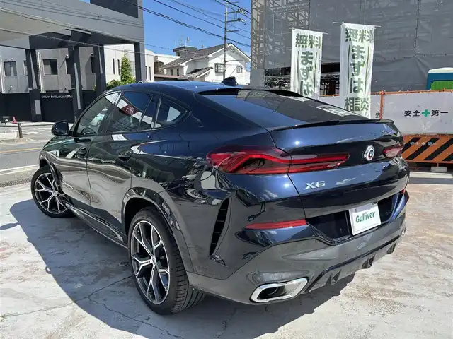 ＢＭＷ ＢＭＷ Ｘ６ xDrive35d Mスポーツ 京都府 2023(令5)年 1.6万km カーボンブラックM ワンオーナー　禁煙車/コンフォートパッケージ/ハイラインパッケージ/ドライブレコーダー前後/Bluetooth/フルセグTV/アラウンドビュー３６０/メモリーシート/ステアリングヒーター/マッサージシート/ETC/クリアランスソナー/スマートキー２個/USB／Cタイプ/説明書/保証書