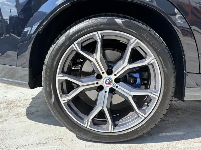 ＢＭＷ ＢＭＷ Ｘ６ xDrive35d Mスポーツ 京都府 2023(令5)年 1.6万km カーボンブラックM ワンオーナー　禁煙車/コンフォートパッケージ/ハイラインパッケージ/ドライブレコーダー前後/Bluetooth/フルセグTV/アラウンドビュー３６０/メモリーシート/ステアリングヒーター/マッサージシート/ETC/クリアランスソナー/スマートキー２個/USB／Cタイプ/説明書/保証書