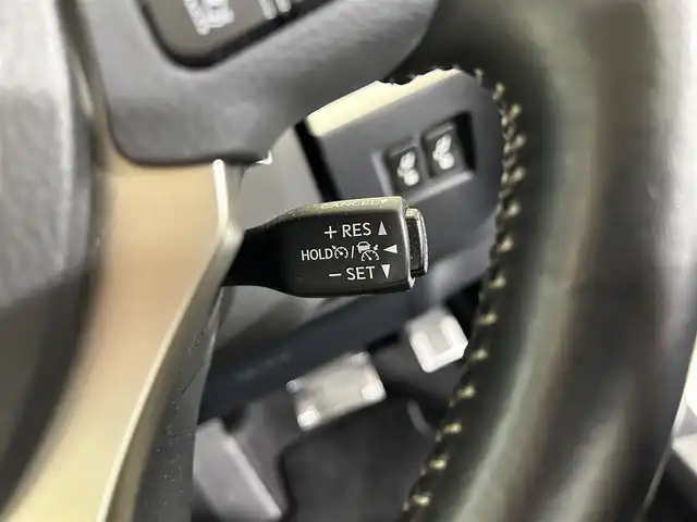 レクサス ＮＸ 300 バージョンL 佐賀県 2018(平30)年 6万km ソニッククォーツ 純正10.3インチナビ/AM/FM/CD/DVD/Bluetooth/USB/AUX/フルセグTV/アラウンドビューモニター/レクサスセーフティシステム/レーダークルコン/レーンキープアシスト/コーナーセンサー/ビルトインETC2.0/パドルシフト/白本革シート/シートヒーター/ヘッドアップディスプレイ/純正18インチアルミホイール/三眼LEDヘッドライト/シーケンシャルウィンカー/スマートキー/スペアキー