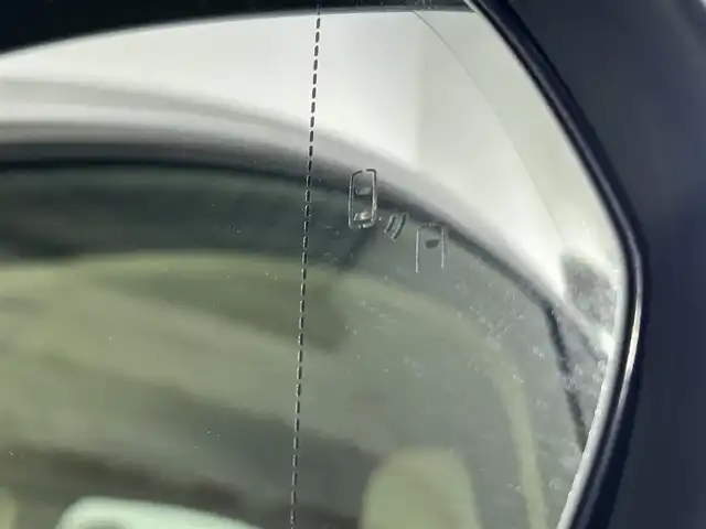 レクサス ＮＸ 300 バージョンL 佐賀県 2018(平30)年 6万km ソニッククォーツ 純正10.3インチナビ/AM/FM/CD/DVD/Bluetooth/USB/AUX/フルセグTV/アラウンドビューモニター/レクサスセーフティシステム/レーダークルコン/レーンキープアシスト/コーナーセンサー/ビルトインETC2.0/パドルシフト/白本革シート/シートヒーター/ヘッドアップディスプレイ/純正18インチアルミホイール/三眼LEDヘッドライト/シーケンシャルウィンカー/スマートキー/スペアキー
