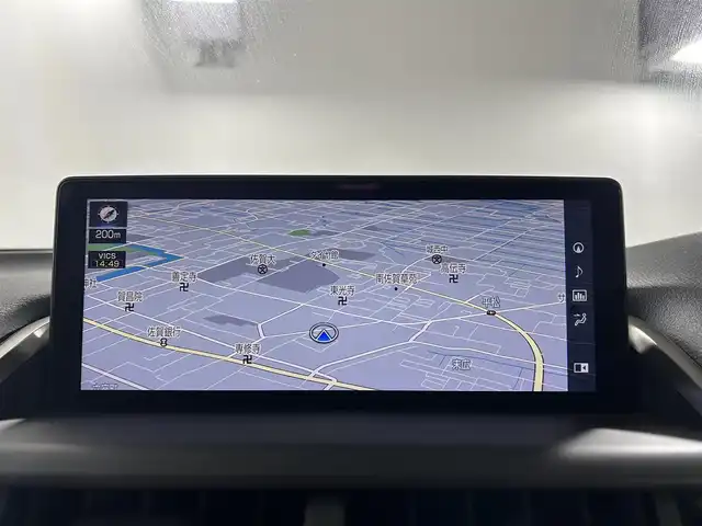 レクサス ＮＸ 300 バージョンL 佐賀県 2018(平30)年 6万km ソニッククォーツ 純正10.3インチナビ/AM/FM/CD/DVD/Bluetooth/USB/AUX/フルセグTV/アラウンドビューモニター/レクサスセーフティシステム/レーダークルコン/レーンキープアシスト/コーナーセンサー/ビルトインETC2.0/パドルシフト/白本革シート/シートヒーター/ヘッドアップディスプレイ/純正18インチアルミホイール/三眼LEDヘッドライト/シーケンシャルウィンカー/スマートキー/スペアキー