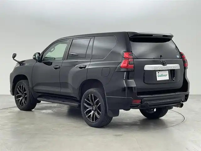 トヨタ ランドクルーザー プラド TX Lパッケージ 福岡県 2019(令1)年 4.5万km ブラック ＴＲＤエアロ　/サンルーフ　/アルパイン９型ナビ　/バックカメラ　/ＥＴＣ　/レーダークルコン　/衝突軽減　/レーンキープ　/シートヒーター／ベンチレーション　/パワーシート　/ＲＡＹＳアルミホイール　/本革　/ＬＥＤライト/冬タイヤ純正アルミホイール積込有/純正グリル積込有