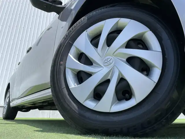 トヨタ ヤリス G 香川県 2020(令2)年 1.8万km ブラック/アバンギャルドブロンズメタリック 登録時走行距離：17137km/メーカー純正ディスプレイオーディオ/　BT接続/全方位カメラ/プリクラッシュセーフティシステム/レーンキープアシスト/クリアランスソナー/オートハイビーム/LEDヘッドライト/オートライト/レベライザヘッドライト/ビルトインETC/純正フロアマット/ステアリングスイッチ/プッシュスタート/スマートキー