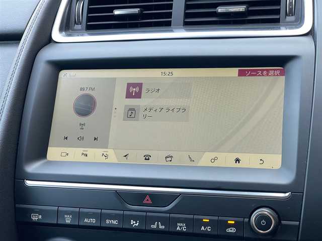 ジャガー Ｅペース S 180PS 山梨県 2018(平30)年 6.2万km ユーロンホワイト 黒革 /シートH /純正メモリナビ　/全周囲C/アダプティブＣＣ/ＢＴ/アップルカープレイ/アンドロイドオート/ＬＫＡ/パワーシート/ＬＥＤ/Ａハイビーム/全周囲カメラ/ＡＡＣ/ＥＴＣ/ドラレコ