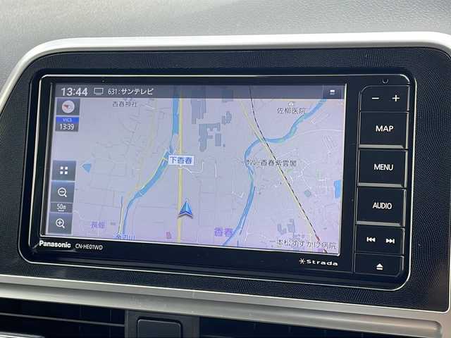 トヨタ シエンタ ハイブリッド ファンベースG セーフティEDⅡ 福岡県 2022(令4)年 4.7万km ホワイトパールクリスタルシャイン 社外ナビ　フルセグ　DVD再生機能/バックカメラ/両側パワースライドドア/スマートキー/プッシュスタートエンジン/Wエアバック/ABS/クルーズコントロール/革巻ステアリング