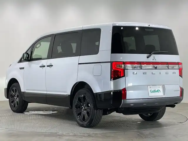 三菱 デリカＤ：５ シャモニー 栃木県 2025(令7)年 0.1千km 白Ⅱ 登録済未使用車/4WD/ターボ/アルパイン製 11インチナビ/（CDDVD/Bluetooth/フルセグTV）/12.8インチフリップダウンモニター/アラウンドビューカメラ/バックカメラ/三菱e-Assist/・衝突被害軽減ブレーキシステム/・踏み間違い衝突防止アシスト/・オートマチックハイビーム/・標識認識システム/・先行車発進通知/・車線逸脱警報システム/・車線逸脱防止支援機能/・ふらつき警報/・前方衝突予測警報/レーダークルーズコントロール/運転席パワーシート/前席シートヒーター/両側パワースライドドア/パワーバックドア/LEDヘッドライト/純正18インチAW/アイドリングストップ