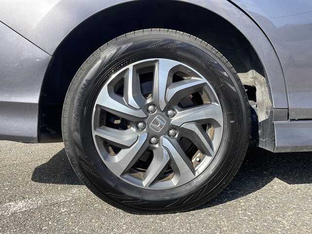 ホンダ ステップワゴン スパーダ ホンダセンシング 福井県 2016(平28)年 5.5万km モダンスティールM 登録時走行距離５４６０５ｋｍ/ワンオーナー/ターボ/ナビ装着スペシャルパッケージ/コンフォートビューパッケージ/純正メモリナビゲーション/（CD/DVD/BT）/フルセグテレビ/バックカメラ/ホンダセンシング/レーンキープアシスト/両側電動スライドドア/アダプティブクルーズコントロール/パドルシフト/ETC（ビルトイン）/純正16インチアルミホイール/LEDヘッドライト/フォグランプ/わくわくゲート/ステアリングリモコン/オートライト/プッシュスタート/スマートキー/保証書/取扱説明書