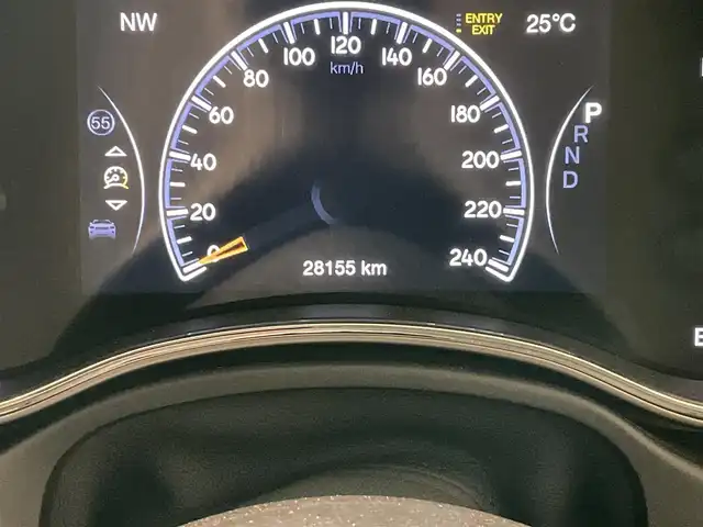 クライスラー・ジープ ジープ グランドチェロキー LTD 熊本県 2019(令1)年 2.9万km ブライトホワイト ・スマートキー/・プッシュスタート/・前後パークセンス/・リアパークセンスブレーキアシスト/・ヒルスタートアシスト/・オートディムハイビーム/・クルーズコントロール(追従式)/・ハーフレザーシート /・前席パワーシート/・前席シートヒーター /・純正メモリナビ/　【BT・USB・AUX・AppleCarPlay・AndroidAuto】/・フルセグTV/・バックカメラ/・フロント/・ETC/・LEDヘッドランプ/・LEDフォグランプ/・純正ラバーマット/・純正バイザー/・保証書/取説