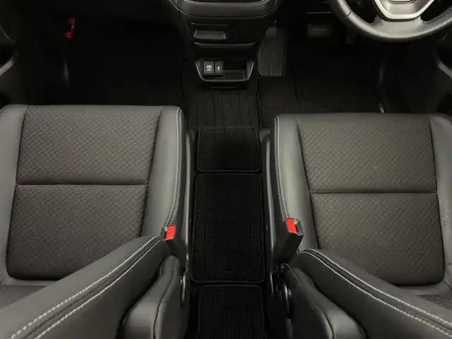 ホンダ フリード ハイブリット G ホンダセンシング 新潟県 2020(令2)年 3.9万km プラチナホワイトパール ワンオーナー　/バックモニター　/フルセグＴＶ(走行中視聴可能)　/メモリナビ(AM/FM/CD/DVD/BT)　/Ｂｌｕｅｔｏｏｔｈ接続　/ＡＷ付きスタッドレスタイヤ/ステアリングスイッチ　/両側パワースライドドア　/運転席助手席シートヒーター　/追従型クルーズコントロール　/保証書/取扱説明書/記録簿