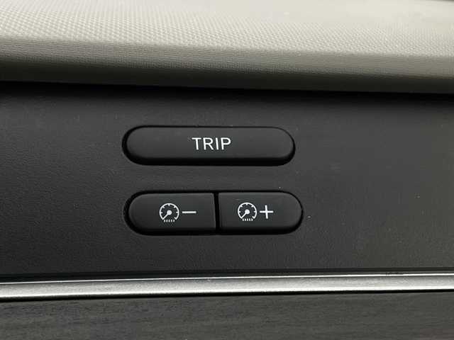 ホンダ フリード ハイブリット G ホンダセンシング 新潟県 2020(令2)年 3.9万km プラチナホワイトパール ワンオーナー　/バックモニター　/フルセグＴＶ(走行中視聴可能)　/メモリナビ(AM/FM/CD/DVD/BT)　/Ｂｌｕｅｔｏｏｔｈ接続　/ＡＷ付きスタッドレスタイヤ/ステアリングスイッチ　/両側パワースライドドア　/運転席助手席シートヒーター　/追従型クルーズコントロール　/保証書/取扱説明書/記録簿