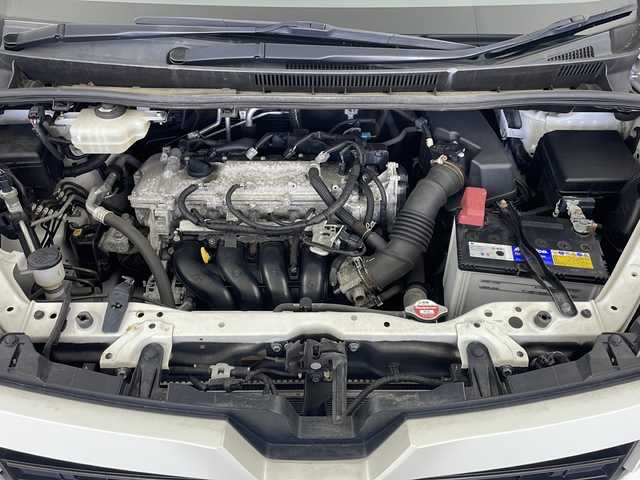 トヨタ ヴォクシー ZS 岐阜県 2017(平29)年 7.9万km ホワイトパールクリスタルシャイン 純正9インチナビ　/ (AM/FM/CD/DVD/Bluetooth/フルセグTV)/純正フリップダウンモニター/トヨタセーフティセンス/　プリクラッシュセーフティ/　レーンキープアシスト/　オートハイビーム/クルーズコントロール/ETC2.0/純正ドライブレコーダー/LEDヘッドライト/純正アルミホイール/純正フロアマット/純正ドアバイザー