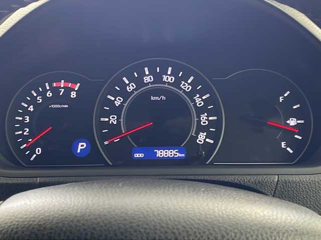 トヨタ ヴォクシー ZS 岐阜県 2017(平29)年 7.9万km ホワイトパールクリスタルシャイン 純正9インチナビ　/ (AM/FM/CD/DVD/Bluetooth/フルセグTV)/純正フリップダウンモニター/トヨタセーフティセンス/　プリクラッシュセーフティ/　レーンキープアシスト/　オートハイビーム/クルーズコントロール/ETC2.0/純正ドライブレコーダー/LEDヘッドライト/純正アルミホイール/純正フロアマット/純正ドアバイザー