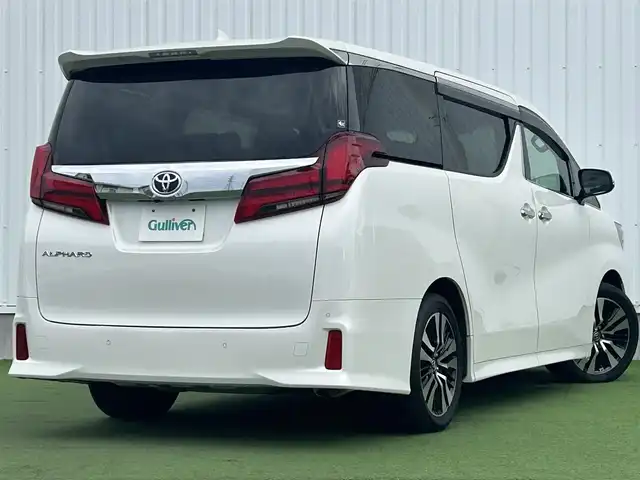 トヨタ アルファード S Cパッケージ 香川県 2020(令2)年 3.8万km ホワイトパールクリスタルシャイン Wサンルーフ/純正12.1型後席モニター/純正9型ディスプレイオーディオ/（ナビ機能/フルセグTV/Bluetooth/USB）/DVDデッキ/バックカメラ/トヨタセーフティセンス/・プリクラッシュセーフティ（PCS）/・アダプティブクルーズコントロール（ACC）/・オートマチックハイビーム（AHB）/・レーントレーシングアシスト（LTA）/・パーキングブレーキサポート（PKSB）/・リヤクロストラフィックアラート（RCTA）/・ロードサインアシスト（RSA）/コーナーセンサー/ブラインドスポットモニター（BSM）/3眼LEDヘッドライト/デジタルインナーミラー/ドライブレコーダー/ビルトインETC/黒革シート/ベンチレーション機能（シートヒーター/クーラー）/前席パワーシート/運転席メモリー機能/ウッドコンビステアリング/ステアリングヒーター/ステアリングスイッチ/電動パーキングブレーキ/オートブレーキホールド/ワイヤレス充電器（置くだけ充電器）/nanoe(ナノイー)/後席サンシェード/純正18インチアルミホイール/オート開閉機能付電動格納ミラー