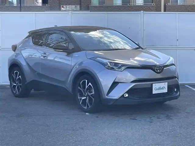 トヨタ Ｃ－ＨＲ G 秋田県 2018(平30)年 5.6万km ブラック/メタルストリームM 社外メモリーナビ/　CD/DVD/SD/　フルセグ/Bluetooth/衝突軽減ブレーキ/レーンキープ/クルーズコントロール/ハーフレザーシート/バックカメラ/ビルトインETC/LEDヘッドライト/純正エンジンスターター/シートヒーター/冬タイヤAWセットあり/純正フロアマット/ドアバイザー