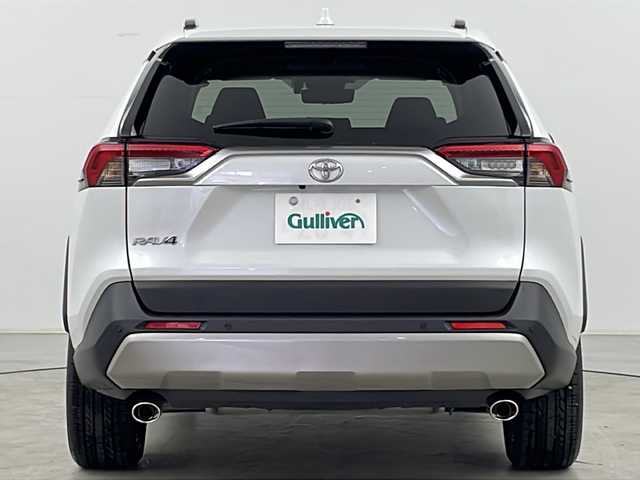 トヨタ ＲＡＶ４ G Zパッケージ 道央・札幌 2024(令6)年 1.3万km プラチナホワイトパールマイカ ・4WD/・寒冷地仕様/・純正ナビ/　BT/Miracast/・フルセグTV/・バックカメラ/・全方位カメラ/・ToyotaSafetySense/　プリクラッシュセーフティ/　レーントレーシングアシスト/　レーダークルーズコントロール/　オートマチックハイビーム/　ロードサインアシスト/・パーキングサポートブレーキ/・レザーシート/・前席パワーシート/・前席シートヒーター/・前席ベンチレーション/・パワーバックドア/・デジダルインナーミラー/・革巻ステアリング/・ステアリングヒーター/・オートライト/・LEDヘッドライト/・フォグランプ/・社外フロアマット/・スマートキー/・ビルトインETC