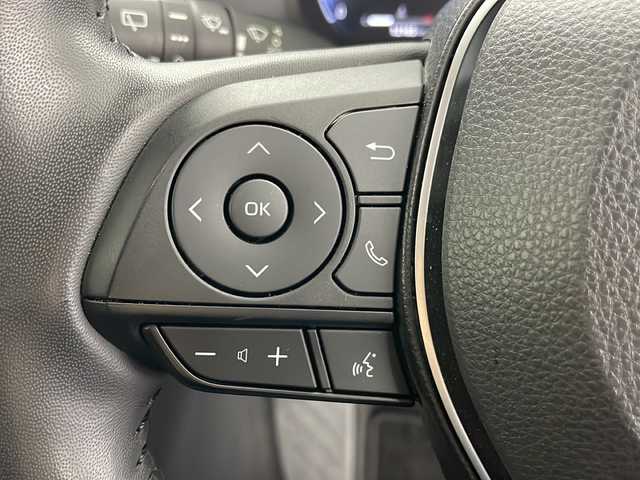 トヨタ ＲＡＶ４ G Zパッケージ 道央・札幌 2024(令6)年 1.3万km プラチナホワイトパールマイカ ・4WD/・寒冷地仕様/・純正ナビ/　BT/Miracast/・フルセグTV/・バックカメラ/・全方位カメラ/・ToyotaSafetySense/　プリクラッシュセーフティ/　レーントレーシングアシスト/　レーダークルーズコントロール/　オートマチックハイビーム/　ロードサインアシスト/・パーキングサポートブレーキ/・レザーシート/・前席パワーシート/・前席シートヒーター/・前席ベンチレーション/・パワーバックドア/・デジダルインナーミラー/・革巻ステアリング/・ステアリングヒーター/・オートライト/・LEDヘッドライト/・フォグランプ/・社外フロアマット/・スマートキー/・ビルトインETC